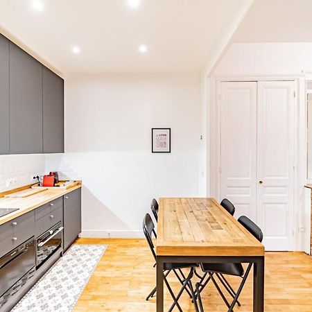 Aapartment With Character Parquet Flooring Fireplace - Charpennes Villeurbanne Exterior foto